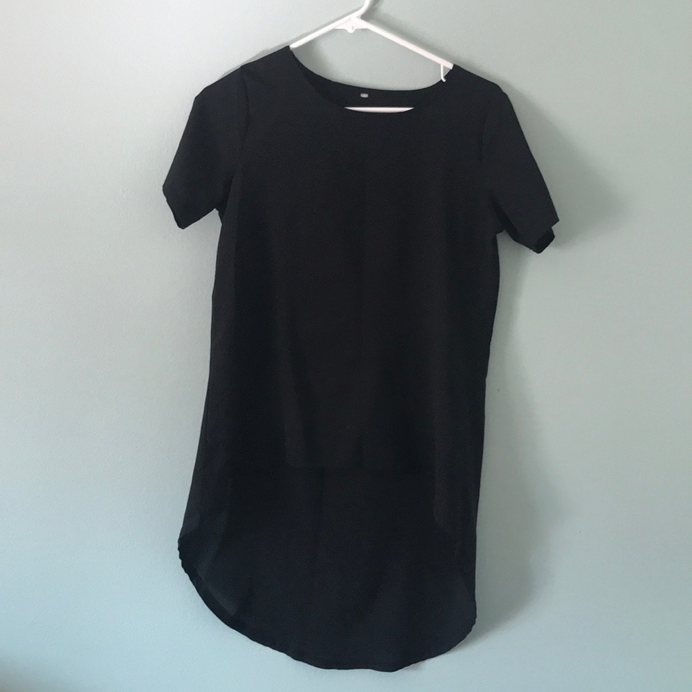 NBW Sz S Black Polyester high/low crepe top